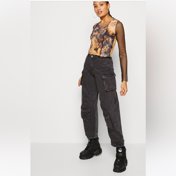 ASOS Weekday Shiloh Workwear Black Cargo Jeans - Picture 2 of 10